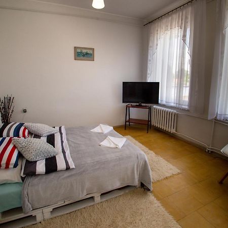 Zajazd Grodek Bujak Robert Naclegi I Restauracja Grodkow  Exteriör bild